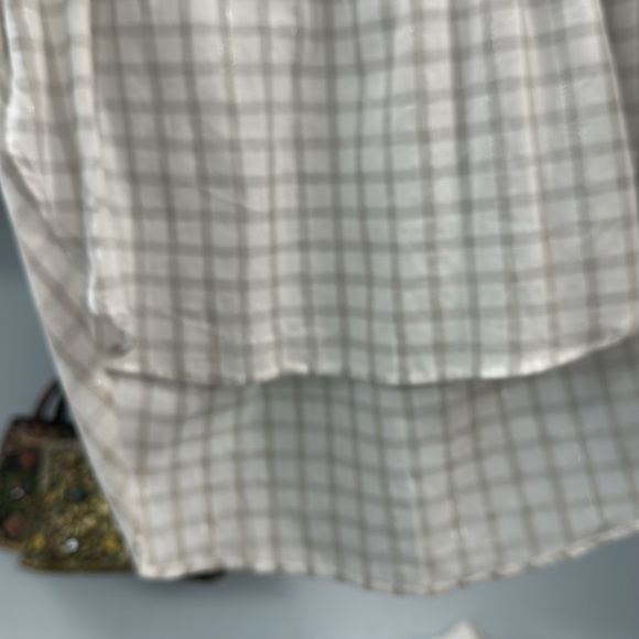 Women’s LOFT White, Grey, Silver Checked Plaid Button Down Shirt Size XS NWT - Picture 6 of 8